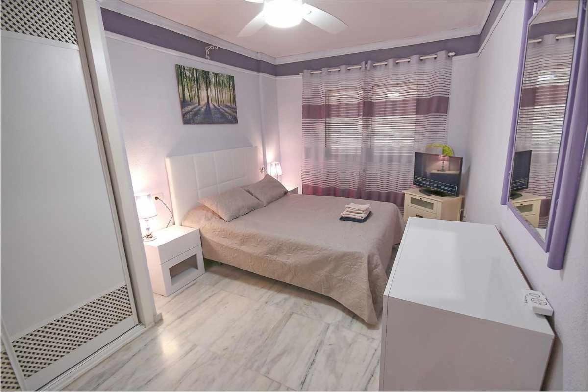 Dinastia D201 By Tenerife Rental & Sales Los Cristianos  Buitenkant foto