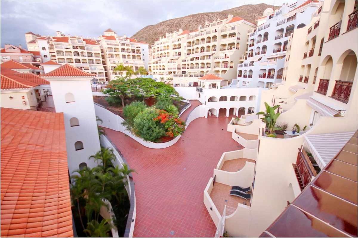 Dinastia D201 By Tenerife Rental & Sales Los Cristianos  Buitenkant foto