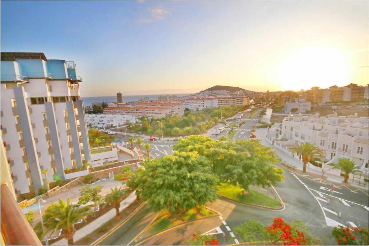 Dinastia D201 By Tenerife Rental & Sales Los Cristianos  Buitenkant foto
